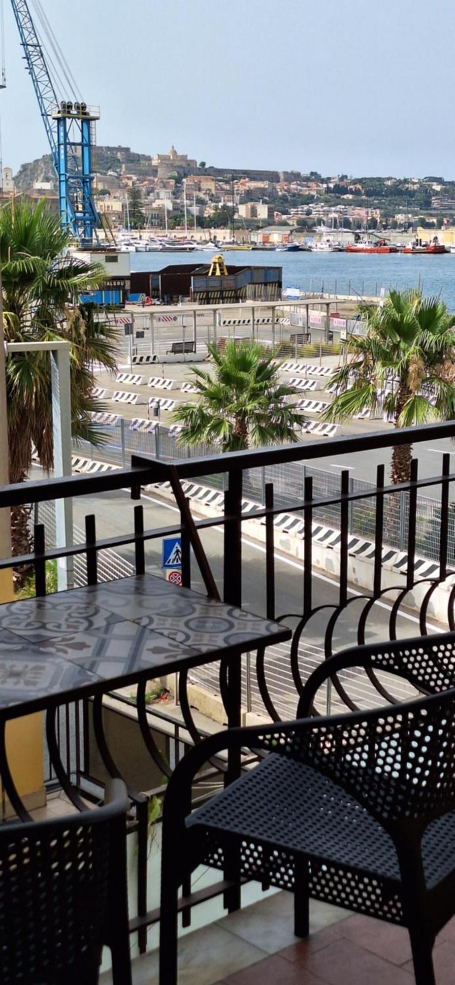 Laranda Rooms Milazzo Bagian luar foto