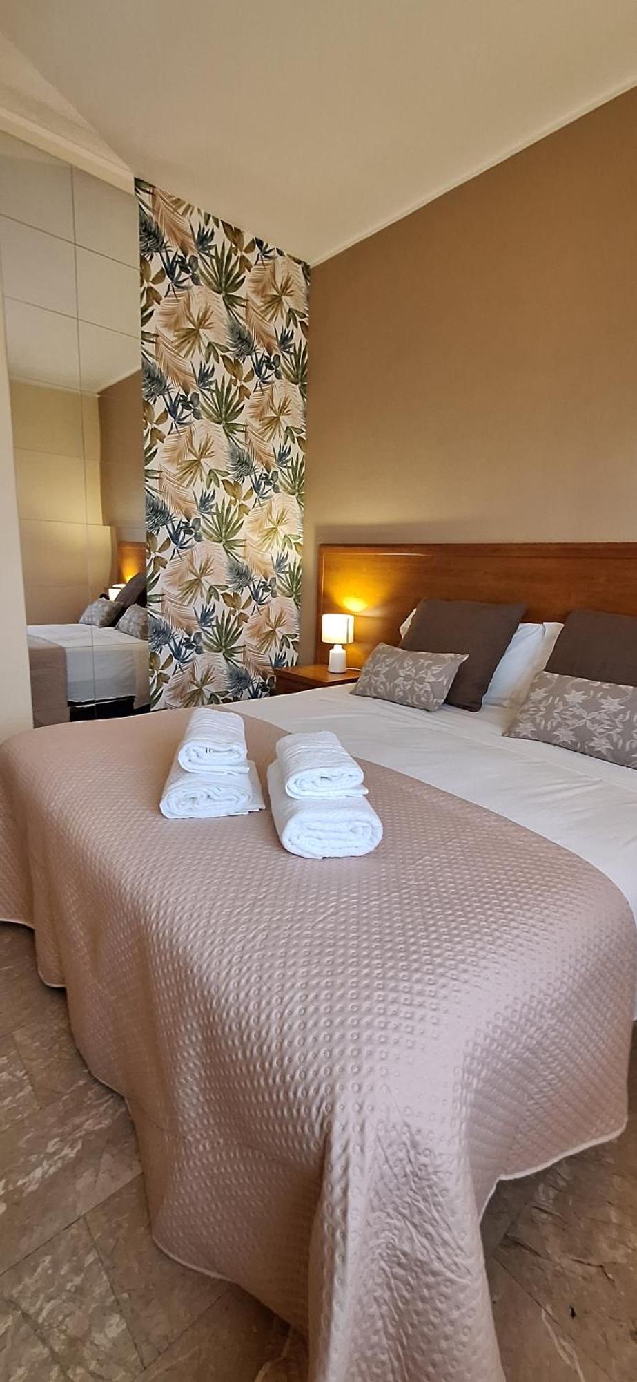 Laranda Rooms Milazzo Bagian luar foto
