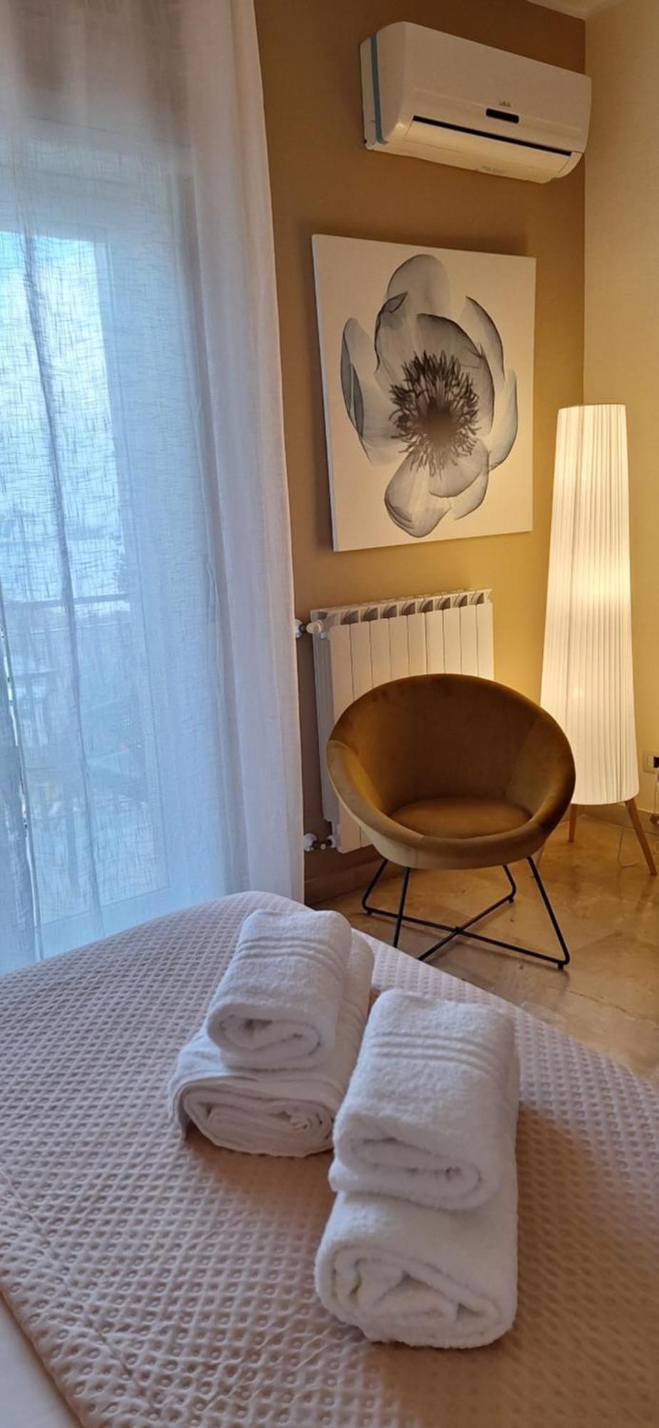 Laranda Rooms Milazzo Ruang foto