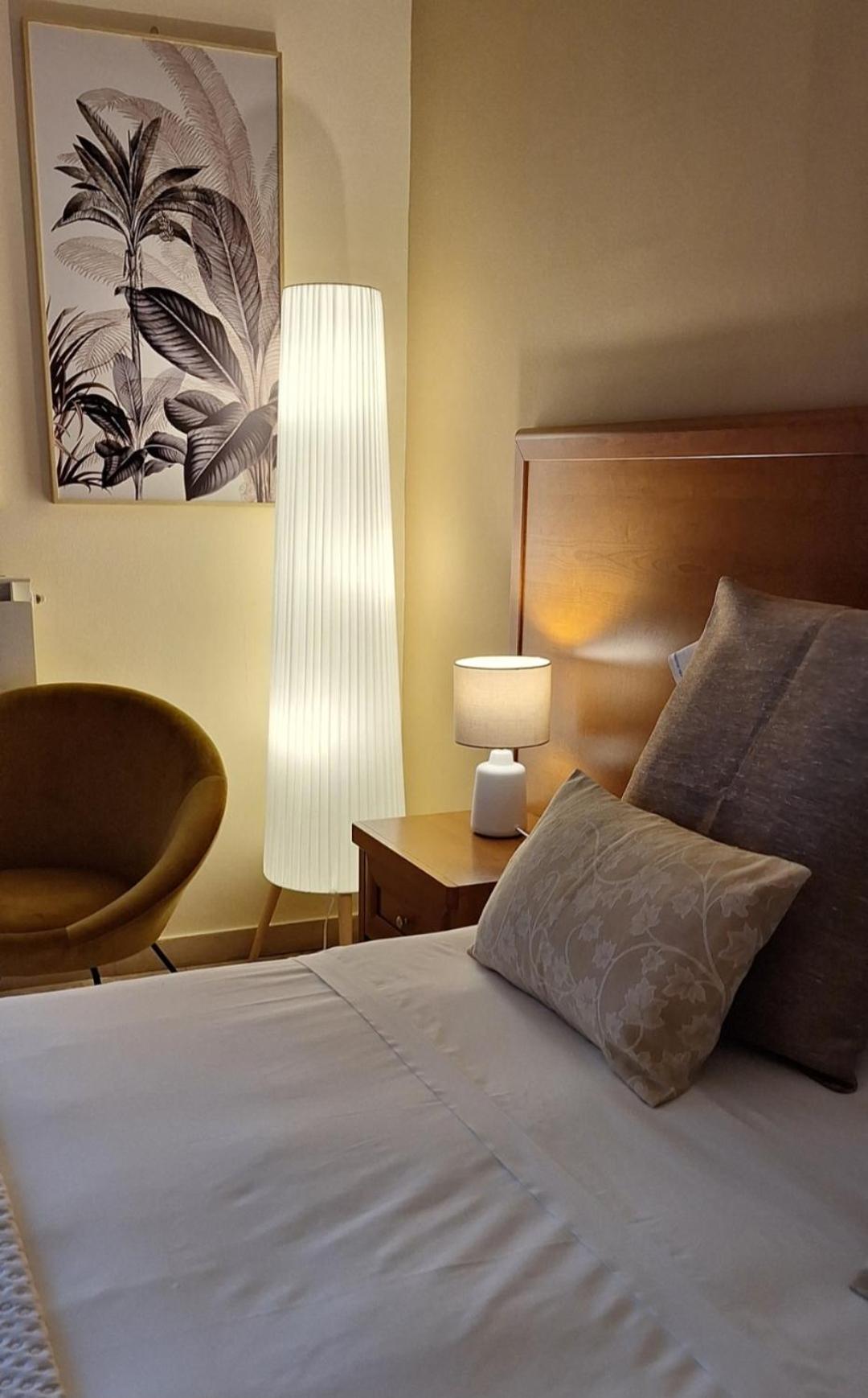 Laranda Rooms Milazzo Ruang foto