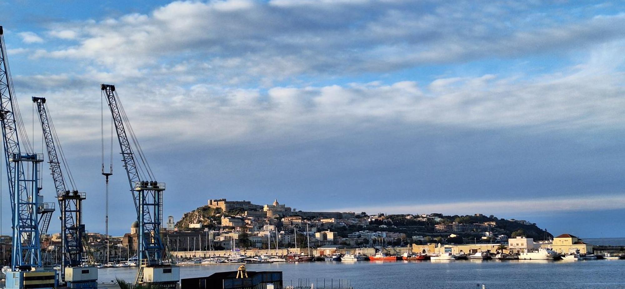 Laranda Rooms Milazzo Bagian luar foto